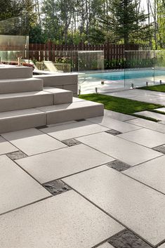 Modern Elegance Paver Set