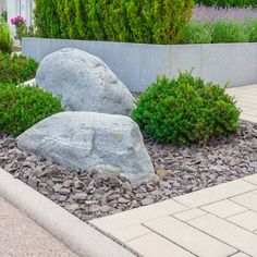 Modern Garden Rocks (₹8000/ton)
