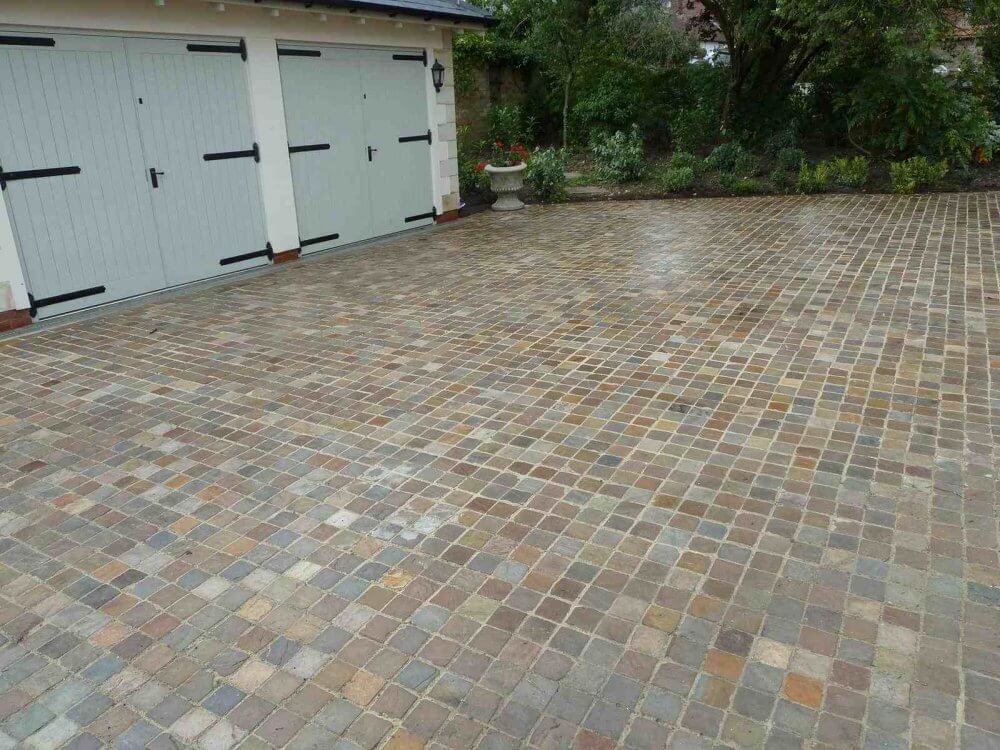 Brown Sandstone Cobble Flooring