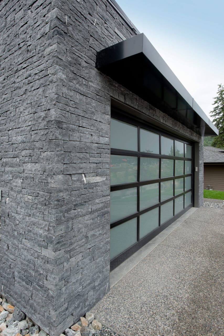 M Black Ledge Stone Cladding (15X60 cm)