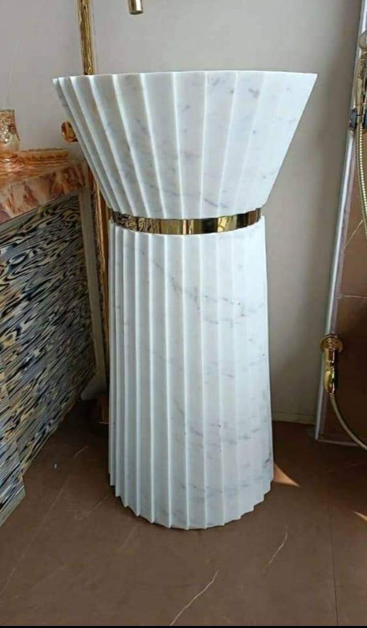 Fluted Marble Pedestal Basin with Gold Accent